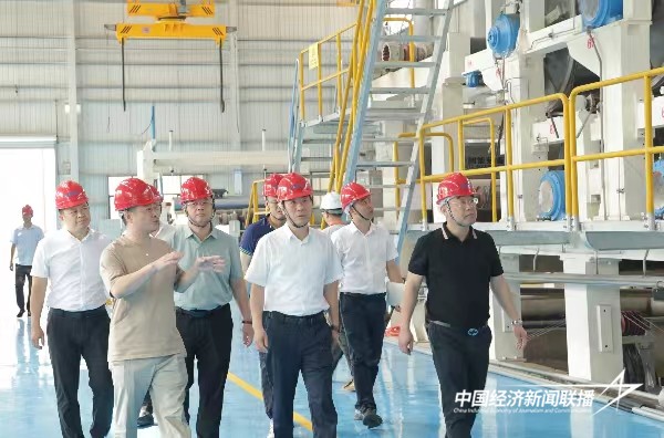 20240510  华安县委书记对企业生产项目建设提出要求1.jpg?x-oss-process=style/water