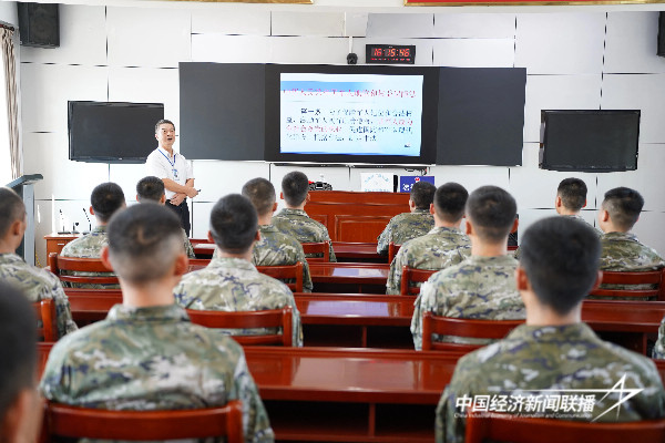 20240807  漳浦：“送法进军营 法治润军心”主题法治进军营宣传活动3.jpg?x-oss-process=style/water