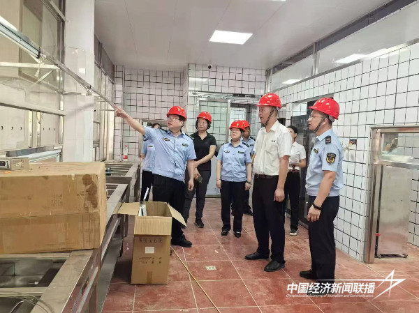 202826  思明区局有力守护校园食品安全1.jpg?x-oss-process=style/water