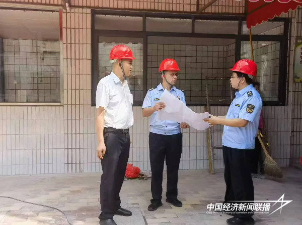 202826  思明区局有力守护校园食品安全2.jpg?x-oss-process=style/water