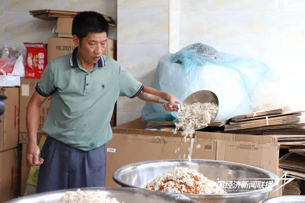 20240828  “饼”承心意 华安炭烤月饼百年飘香4.jpg?x-oss-process=style/water