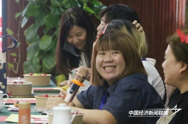 20240829  “缘聚金浦 姐妹情融”两岸技能人才交流在漳科举行7.jpg?x-oss-process=style/water