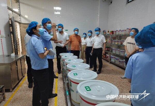 20240830  龙海区：织密食品安全防线  守护“开学第一餐”1.jpg?x-oss-process=style/water