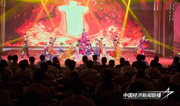 20240910  龙海区举办庆祝第40个教师节文艺汇演5.jpg?x-oss-process=style/water