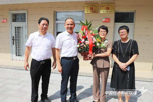 20240911  漳浦县委书记开展教师节走访慰问活动4.jpg?x-oss-process=style/water