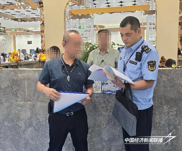 20240913  厦门湖里市场监管“标本兼治”守护旅游市场秩序2.jpg?x-oss-process=style/water