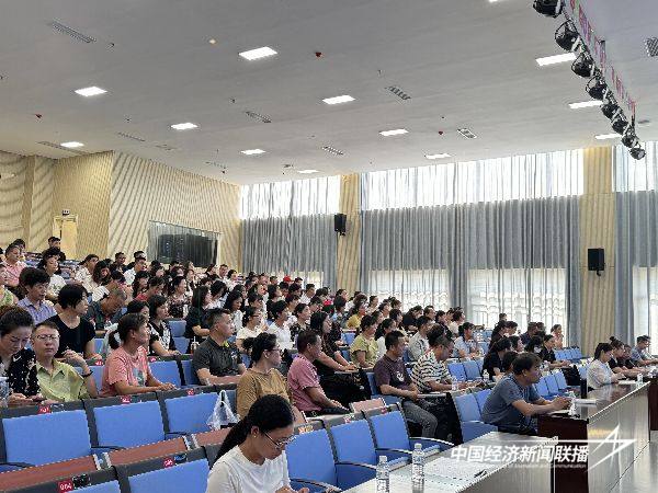 20240927  漳州市龙海区举办学校食堂食品安全知识培训会3.jpg?x-oss-process=style/water