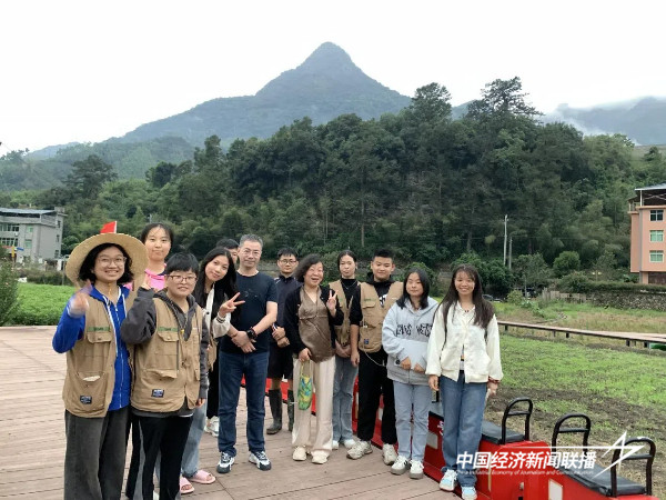 20241008  致公党数字小院落地永泰县坵演村1 .jpg?x-oss-process=style/water