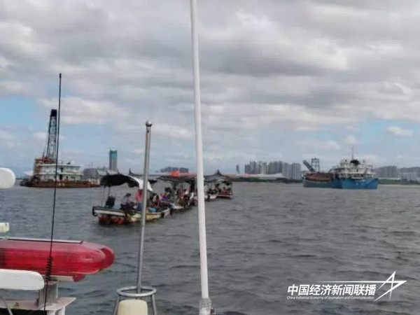 20241008 厦门市海洋与渔业综合执法支队:开展错时执法显成效 一举查扣涉渔违法船舶3.jpg?x-oss-process=style/water