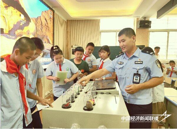 20241022  泉州司法强制隔离戒毒所禁毒宣传走进北峰实验小学2.jpg?x-oss-process=style/water