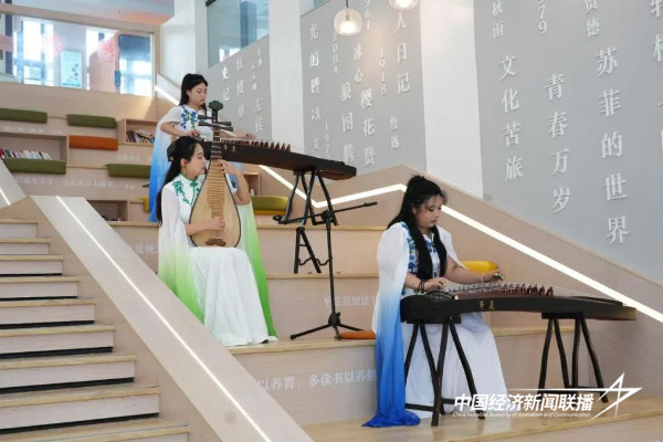 20241023  2024 年岚台非遗艺术品展盛大开幕7.jpg?x-oss-process=style/water