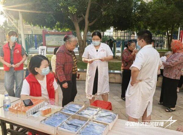 20241025  “文艺下基层 文化润民心”走进福建泉州城东街道埭头社区4.jpg?x-oss-process=style/water