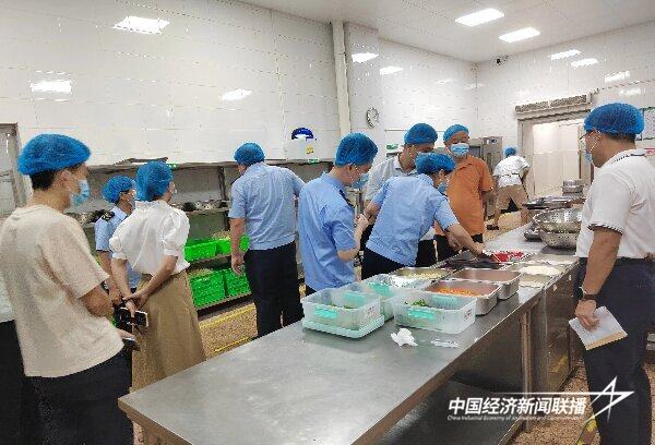 20241029 龙海中小学校积极开展食堂食品安全专项整治活动取得成效3.jpg?x-oss-process=style/water