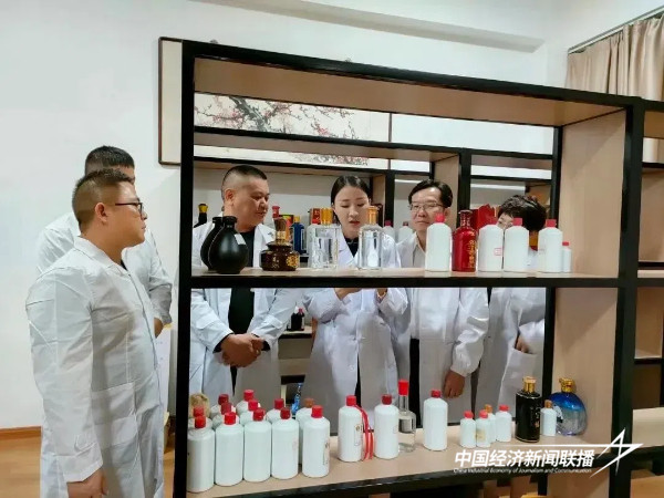 20241101  陈鹤翎：传承匠心酿造 引领品牌发展5.jpg?x-oss-process=style/water