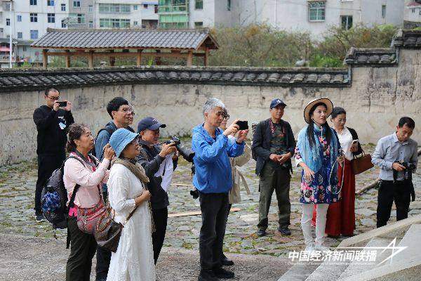 20241101  永泰县摄影家协会会员走进盖洋乡摄影创作活动7.jpg?x-oss-process=style/water