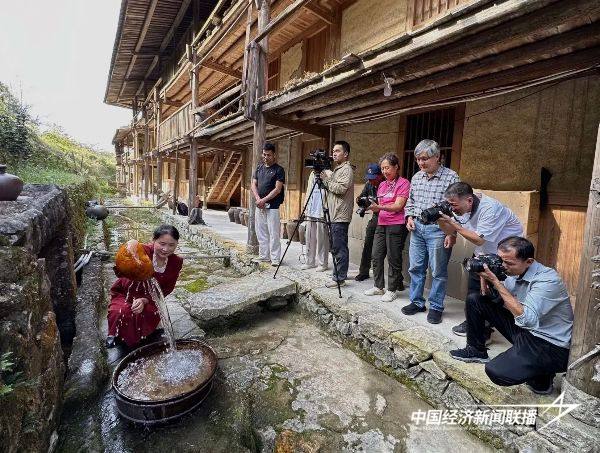 20241101  永泰县摄影家协会会员走进盖洋乡摄影创作活动14.jpg?x-oss-process=style/water