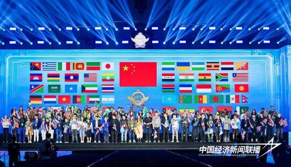 20241108  2024第十六届世界美发大会在厦门举行10 (1).jpg?x-oss-process=style/water