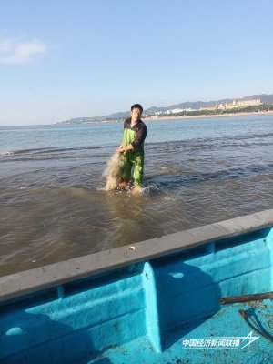 清理违规网具_副本.jpg?x-oss-process=style/water